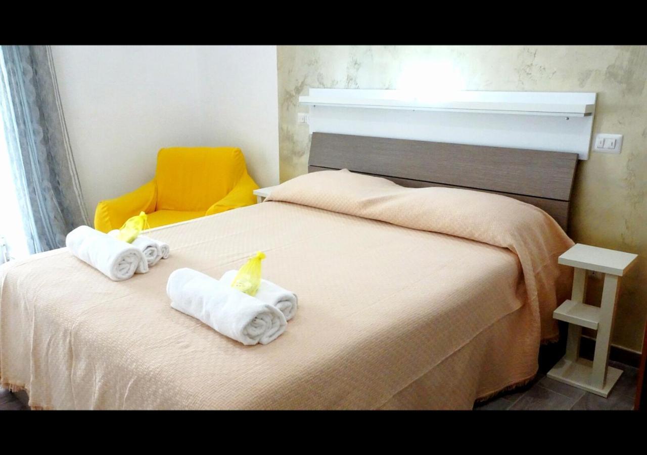 Bed & Breakfast A Capua Adiacente Al Duomo - Il Vicolo Екстериор снимка