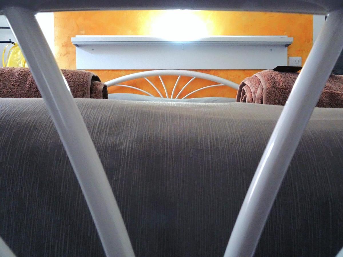 Bed & Breakfast A Capua Adiacente Al Duomo - Il Vicolo Екстериор снимка