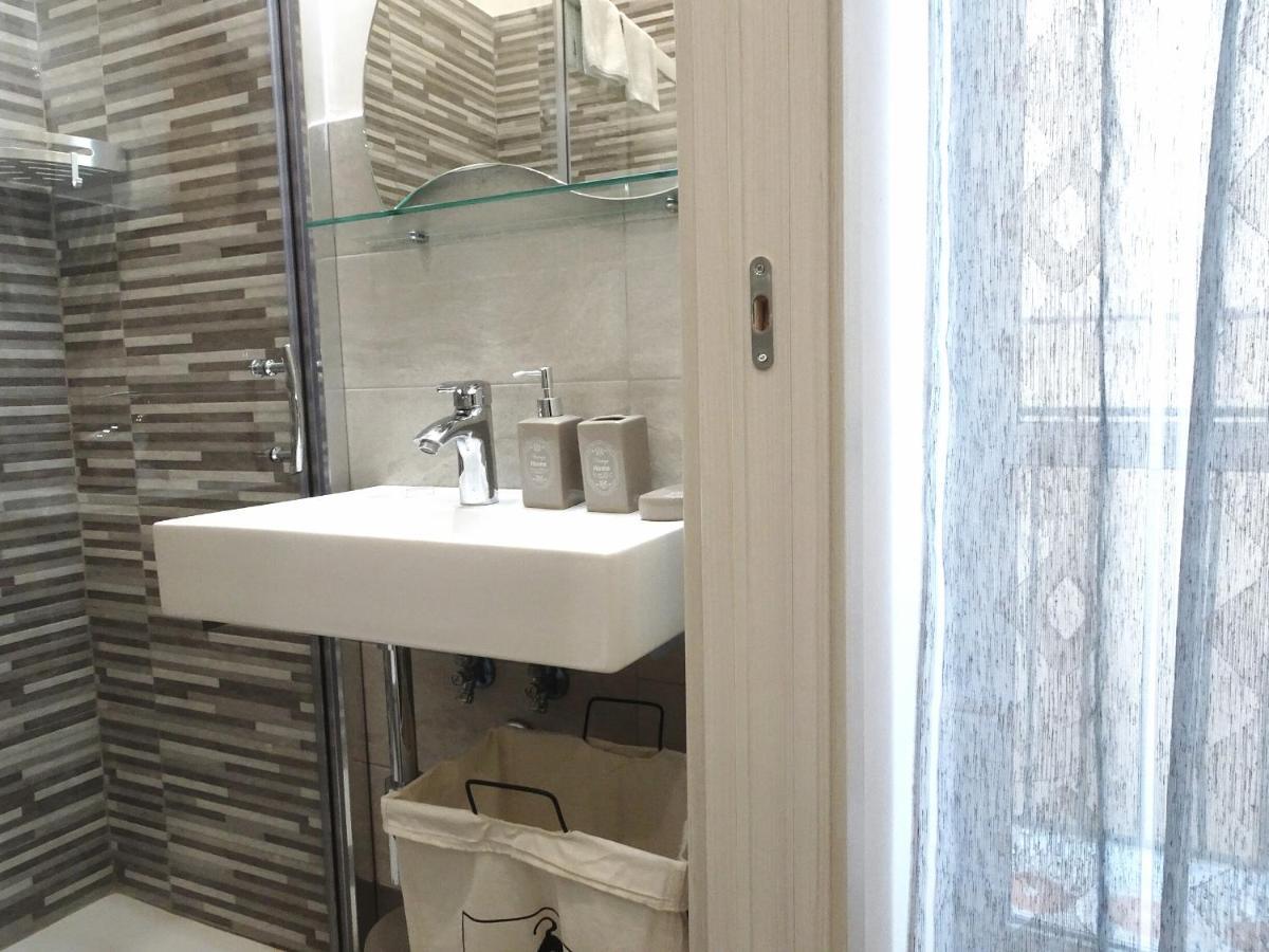 Bed & Breakfast A Capua Adiacente Al Duomo - Il Vicolo Екстериор снимка