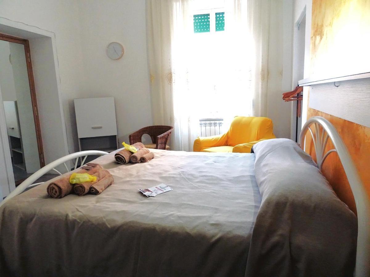 Bed & Breakfast A Capua Adiacente Al Duomo - Il Vicolo Екстериор снимка