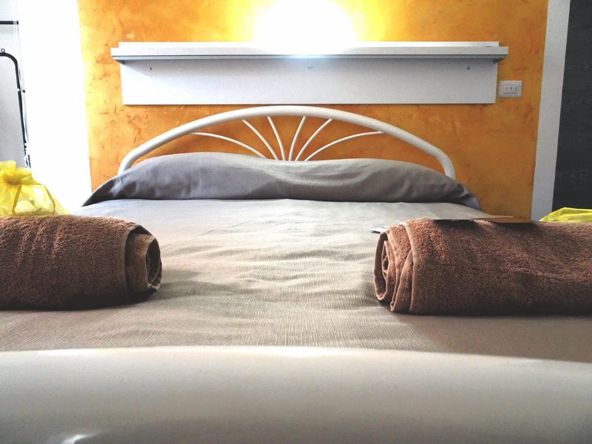 Bed & Breakfast A Capua Adiacente Al Duomo - Il Vicolo Екстериор снимка