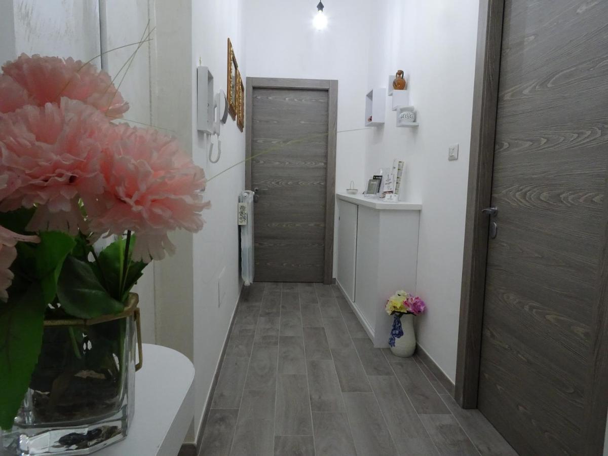 Bed & Breakfast A Capua Adiacente Al Duomo - Il Vicolo Екстериор снимка